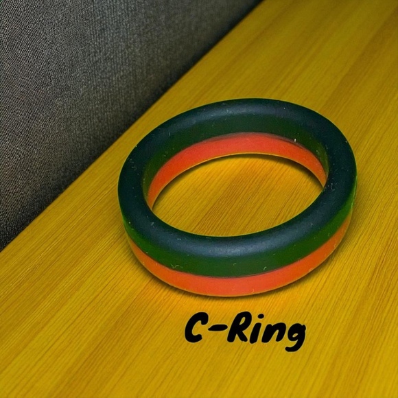 Mens Mystery Box Items Large - Picture 9 of 10